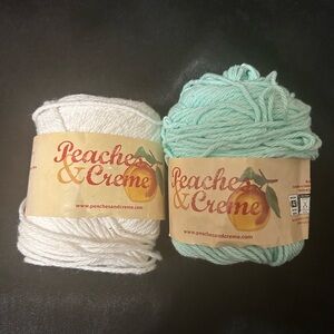 Lot 2 Peaches & Creme Original 100% Cotton Yarn In Ecru And Mint 2.5oz/120 yd/ea